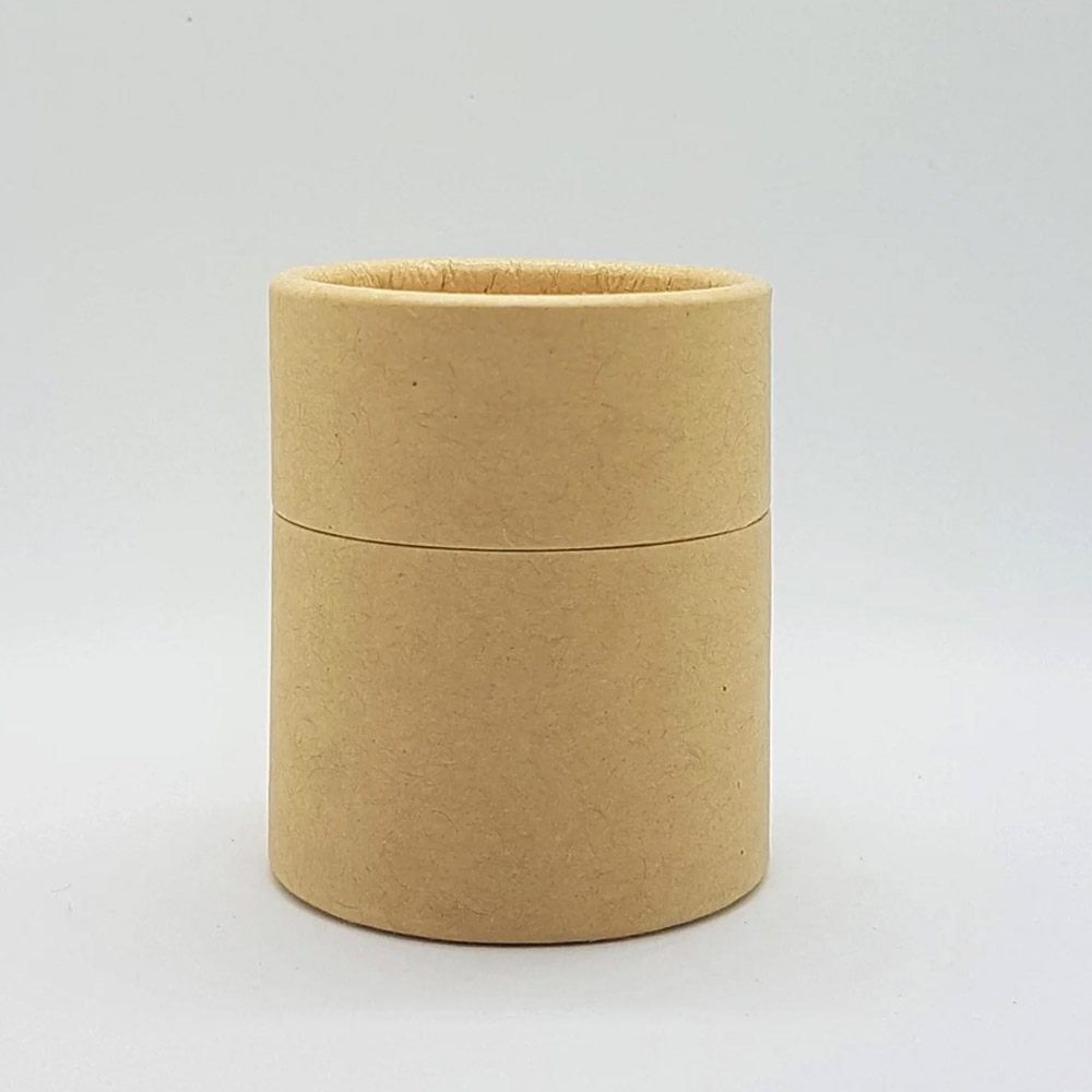 Škatla s cilindrično cevjo s sitom za prah